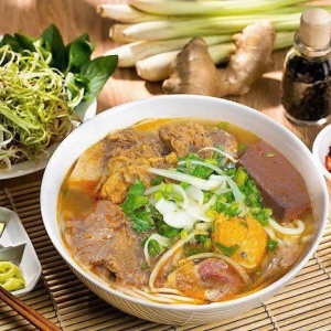 Bún Bò Sườn Cây 