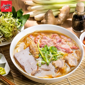 Bún Bò Tái Nạm Gân